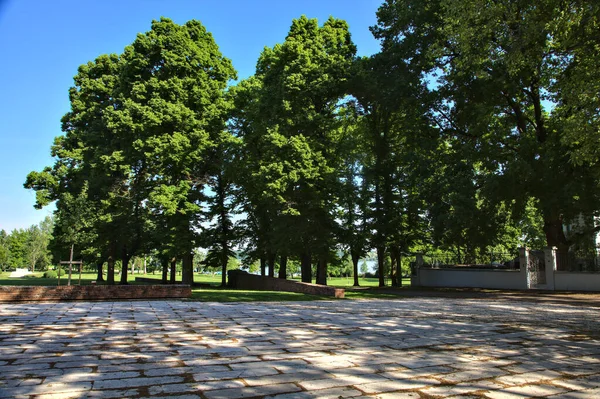 Schattiger Platz Einem Park Einer Italienischen Stadt — Stockfoto