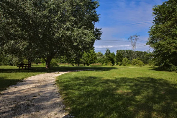 Percorso Ghiaia Parco Nella Campagna Italiana Primavera Una Giornata Sole — Foto Stock