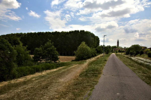 Bike Path Italian Countryside Summer Bell Tower Distance — Φωτογραφία Αρχείου