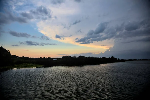 Canal Río Día Nublado Atardecer — Foto de Stock