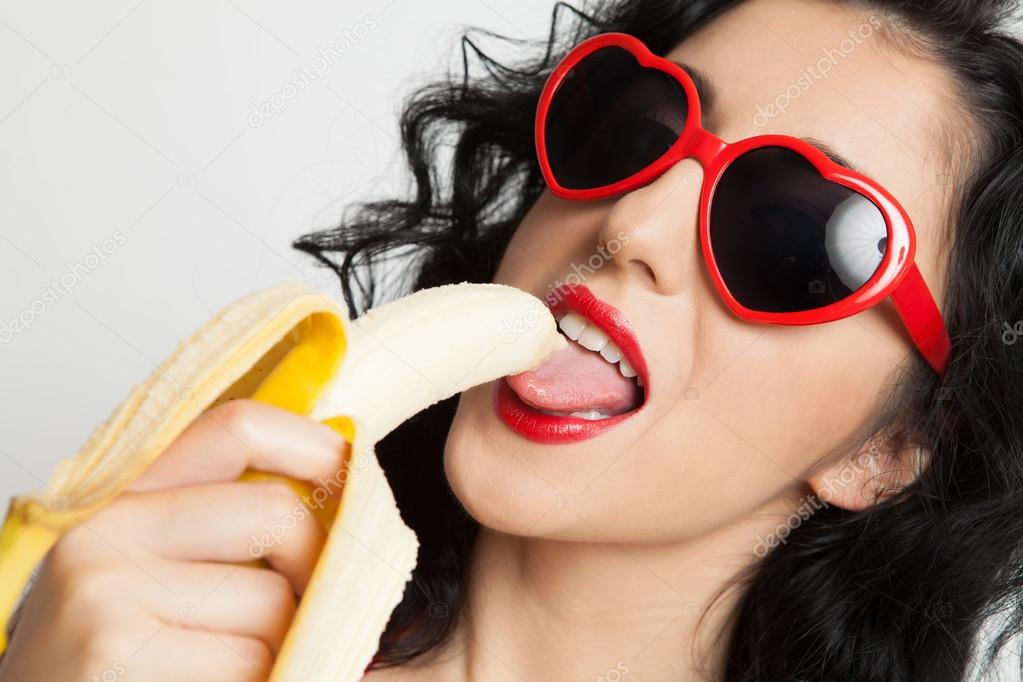 WHITE SPOTS IN THROAT PICTURES Beaver Pussy Pics