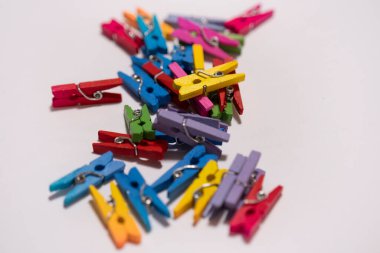 Renkli mandallardan oluşan bir grubun soyut fotoğraf kompozisyonu