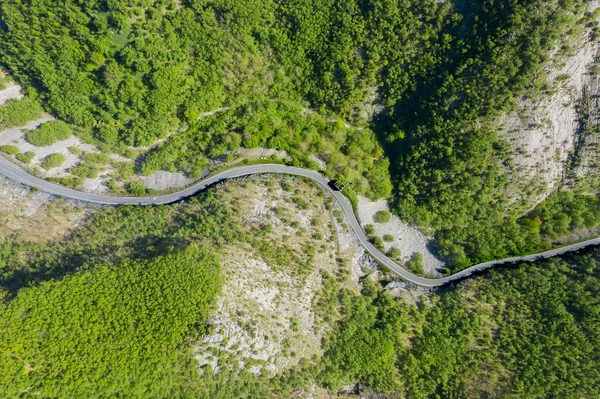 Vertical Aerial View Road Crosses Apuan Alps Tuscany — Stock Photo, Image