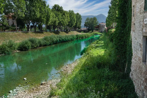 Topino Nehri Foligno Umbria Duvarları Boyunca Akıyor — Stok fotoğraf