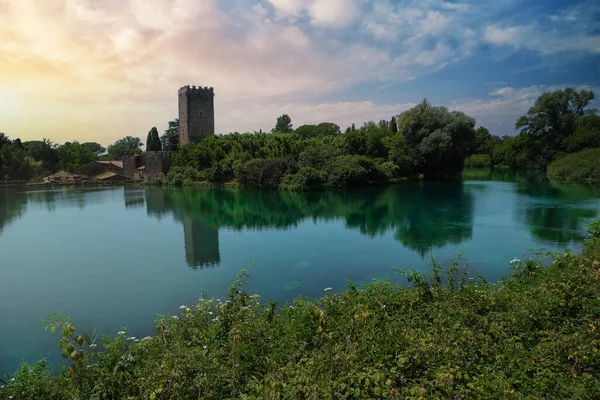 Cisterna Latina Nın Ülkesindeki Nemf Bahçesi — Stok fotoğraf