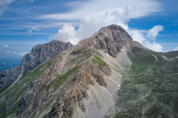 Εναέρια Άποψη Της Μεγάλης Πέτρας Της Ιταλίας Σύνολο Abruzzo Δύο — Φωτογραφία Αρχείου