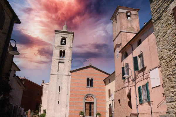 Iglesia San Giovanni Battista Ciudad Toscana Montiano —  Fotos de Stock