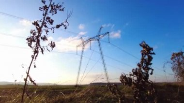 Yalıtımlı Yüksek Voltaj Elektrik Kulesi