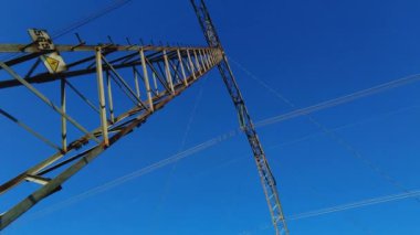 Yalıtımlı Yüksek Voltaj Elektrik Kulesi