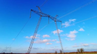 Yalıtımlı Yüksek Voltaj Elektrik Kulesi