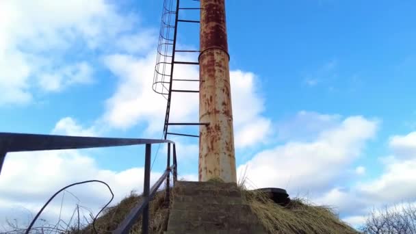 Old rusty soviet water tower — Αρχείο Βίντεο