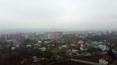 Ukrayna 'nın eski şehri Lviv' in insansız hava aracı görüntüsü.