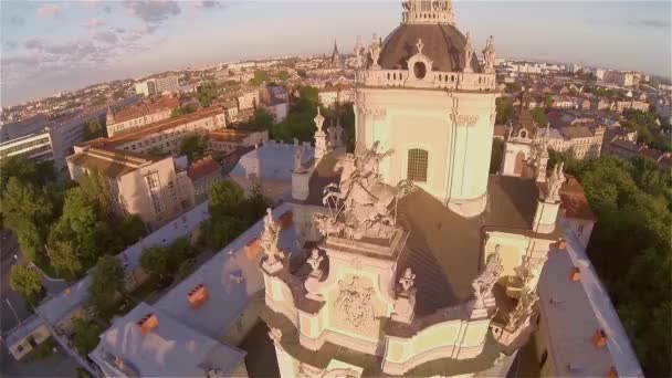 St george church lviv - Luftaufnahme — Stockvideo