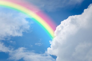 Mavi gökkuşağında gökkuşağı olan bulutun dokusu