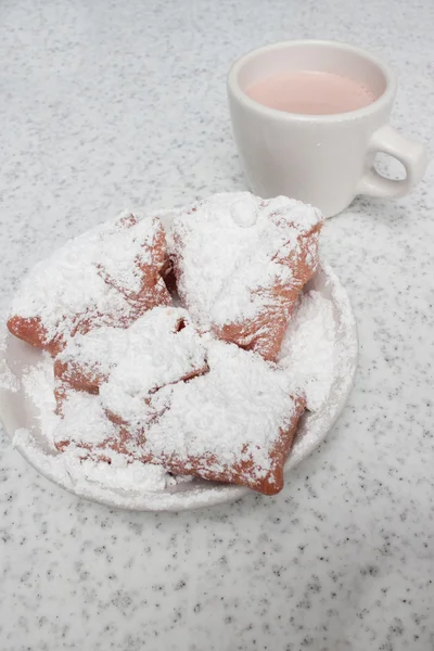 Beignets ve Cafe Au Lait
