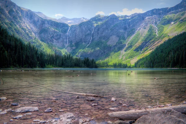 Lago de avalanche — Fotografia de Stock