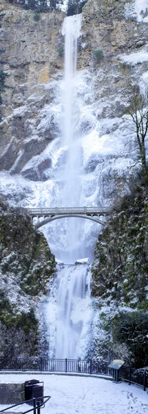 Multnomah fällt panorama — Stockfoto