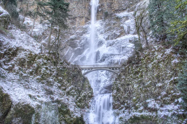 Multnomah Falls dondurulmuş — Stok fotoğraf