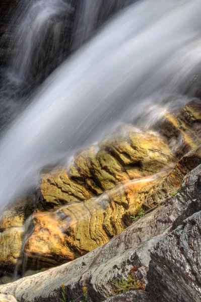 Glacier national park waterval — Stockfoto