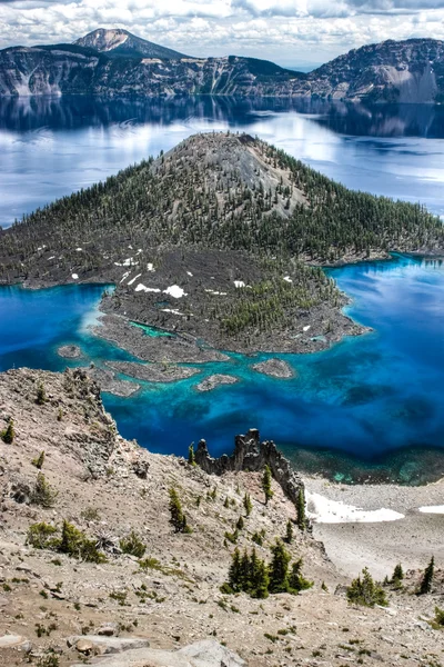 Λίμνη κρατήρα — Φωτογραφία Αρχείου