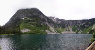 Yağmurlu Lake Falls Panorama