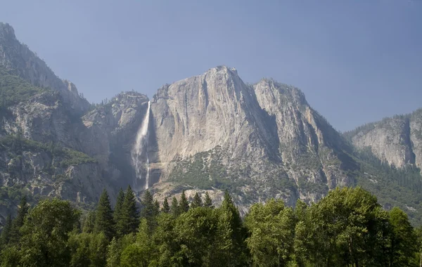 Cascada de Yosemite — Foto de Stock