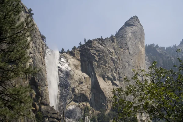 Yosemite vattenfall — Stockfoto