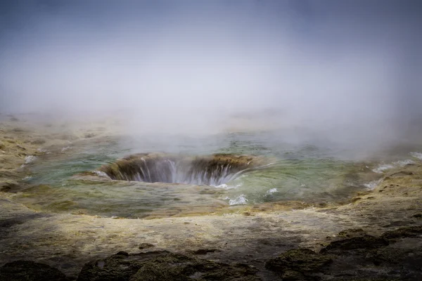 Strokkur — Zdjęcie stockowe