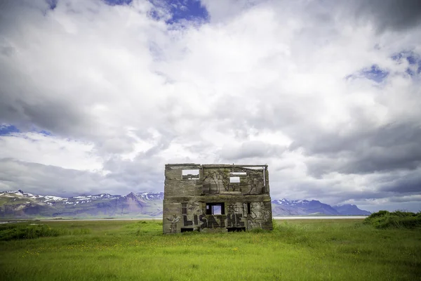 Casa abandonada — Fotografia de Stock