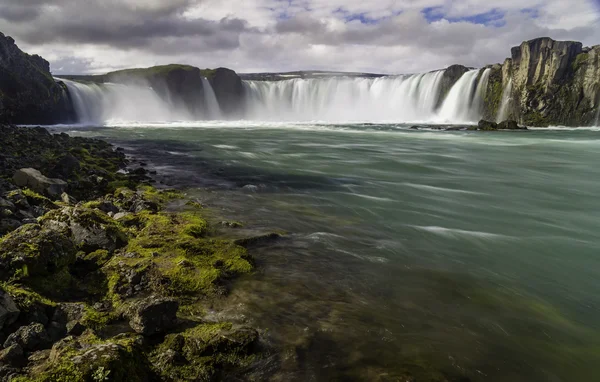 Godafoss, una hermosa cascada —  Fotos de Stock