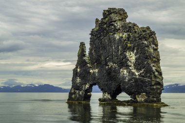 Hvitserkur, troll kaya