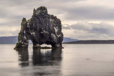 Hvitserkur, troll kaya