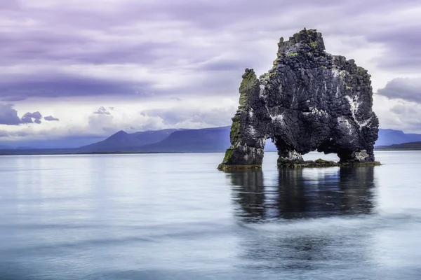 Hvitserkur, the troll rock — Stock Photo, Image