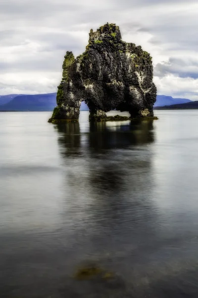 Hvitserkur，巨魔岩 — 图库照片