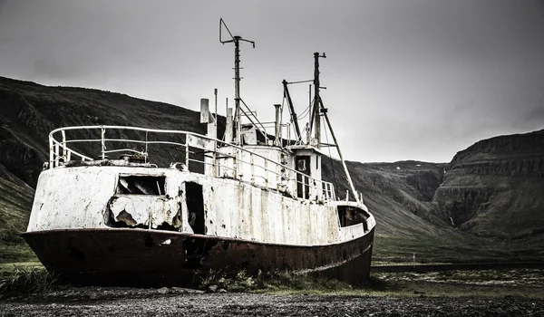 Navire abandonné — Photo