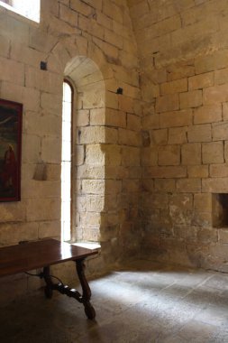Poblet Manastırı 'nın içi (kedi). Reial Monestir de Santa Maria de Poblet) İspanya.