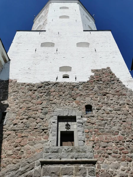 Pátio Castelo Vyborg Entrada Torre São Olavo Cidade Vyborg Contra — Fotografia de Stock