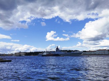 Donanma Günü için Neva su bölgesinde St. Petersburg 'da bulunan 