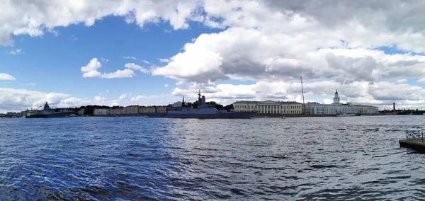 Fragata Almirante Frota Kasatonov Corvette Stoyky Área Água Neva Dia — Fotografia de Stock