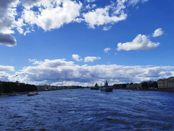 View Bridge Warships Frigate Corvette Waters Neva River Day Navy — Stock Photo, Image