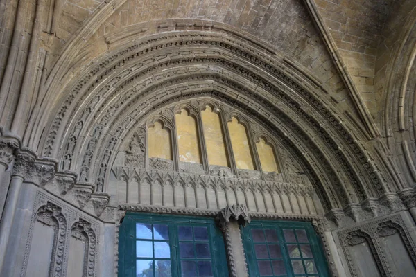 ニコシアのセリミエモスク 旧ゴシック様式の教会 への入り口の断片 キプロス — ストック写真