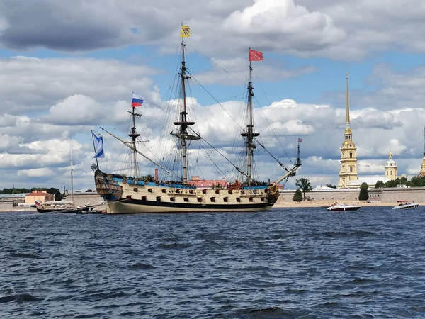 Sailing Frigate Poltava Neva Water Area Day Navy Petersburg — Stock Photo, Image