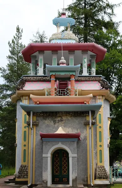 Chinese Gazebo Catherine Park Cloudy Summer Day Background Trees Pushkin — Stock Photo, Image