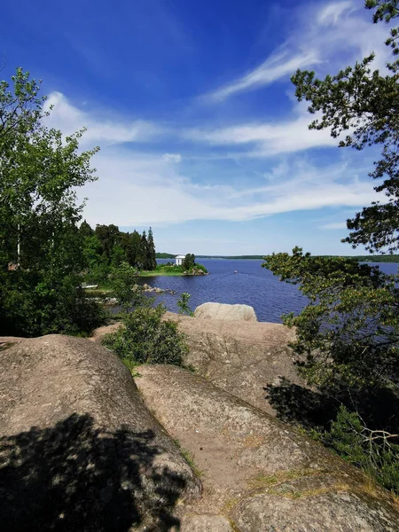 Blick Auf Den Neptuntempel Ufer Der Wyborger Bucht Monrepos Park — Stockfoto