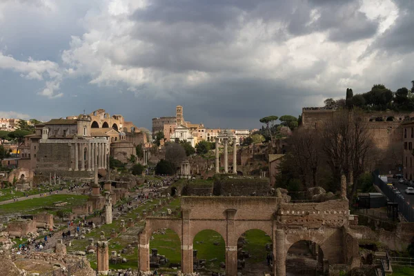 Blick Von Oben Auf Das Forum Romanum Vor Einem Dramatischen — Stockfoto