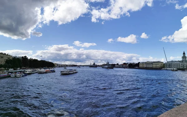 Blick Von Der Brücke Der Kriegsschiffe Fregatte Und Korvette Den — Stockfoto