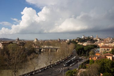 Seddin gözlem güvertesinden, Tiber Nehri 'nden ve Roma' nın panoramasından bakın..