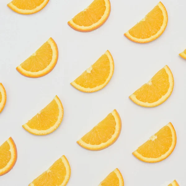 オレンジの果実のスライスと正方形の背景 — ストック写真
