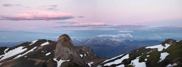 罗马尼亚 特兰西瓦尼亚 雪山春景 — 图库照片