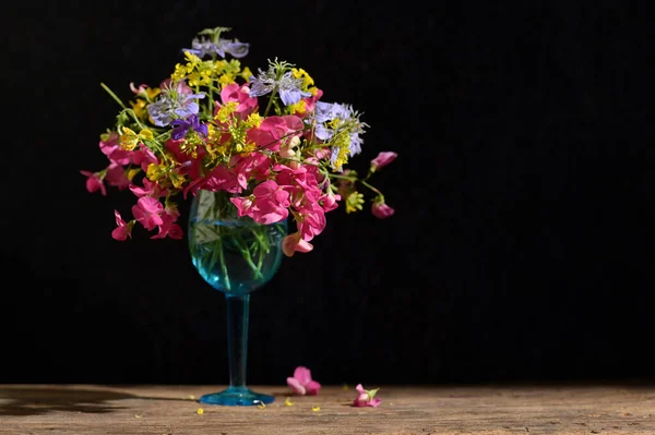 Summer Field Bouquet Flowers Vintage Glass Shoot Studio — Stock Photo, Image